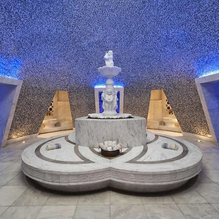 Hilton Sarigerme & Station touristique 5*